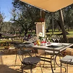 Chateaux Des Trulli San Michele Salentino