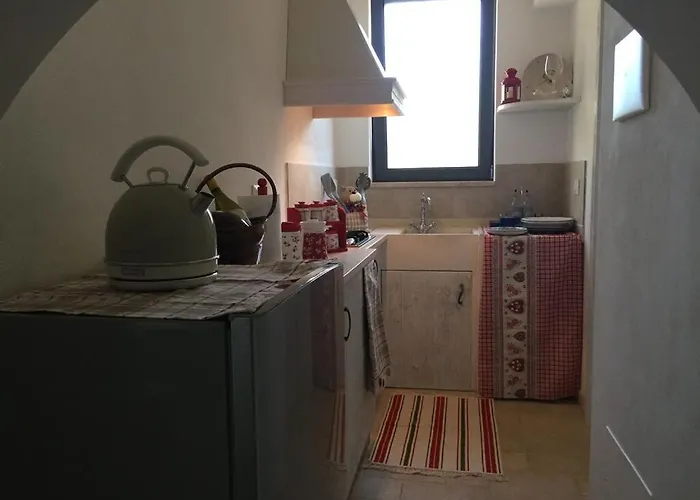 Chateaux Des Trulli